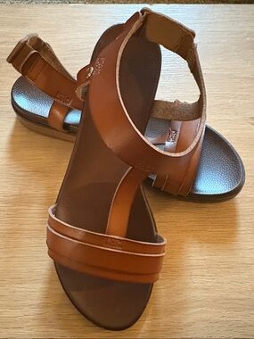 Tan Leather T-Strap Sandals